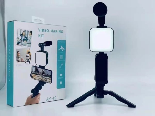 AY-49 Vlogger Video Kit – Vlog Microphone, LED Fill Light, Mini Tripod & Mobile Holder